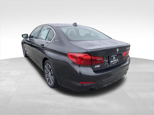 Dark Graphite Metallic 2019 BMW 530e xDrive iPerformance
