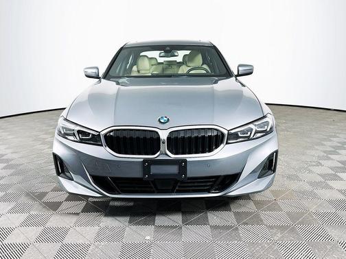 2025 BMW 330 xDrive