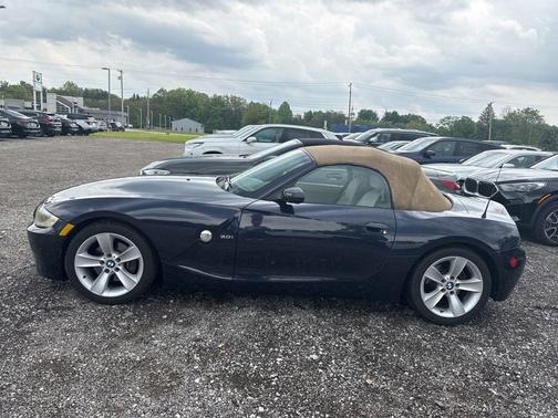 Blue 2006 BMW Z4 3.0i Roadster