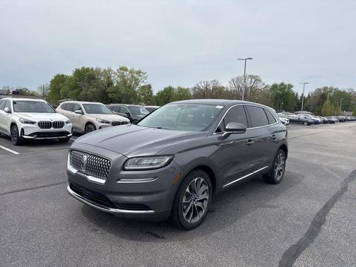 ASHER GRAY MET CC 2022 Lincoln Nautilus Reserve