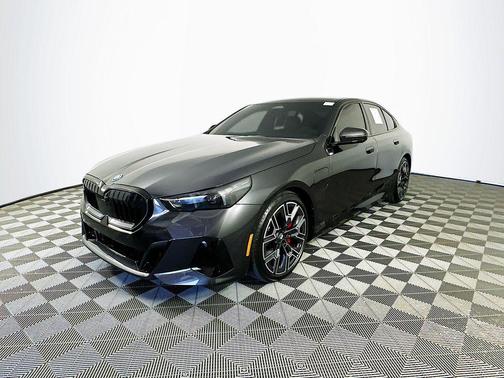 2026 BMW 550e 550e xDrive