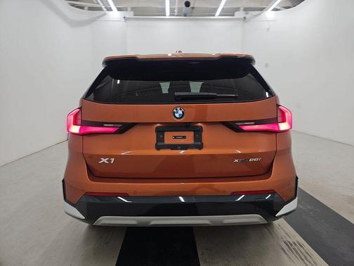 Utah Orange Metallic 2024 BMW X1 xDrive28i
