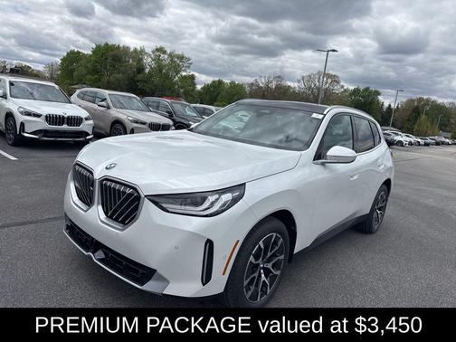 Mineral White Metallic 2026 BMW X3 30 xDrive