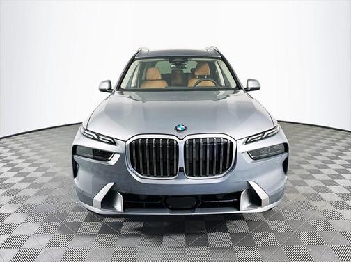 Skyscraper Grey Metallic 2024 BMW X7 xDrive40i