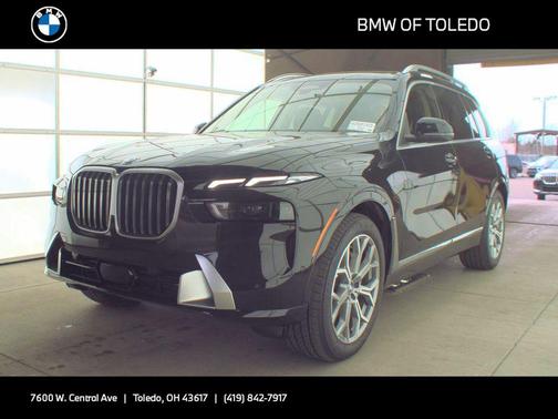 Black Sapphire Metallic 2026 BMW X7 xDrive40i