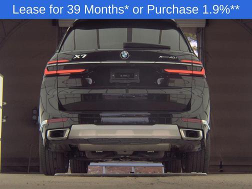 Black Sapphire Metallic 2026 BMW X7 xDrive40i