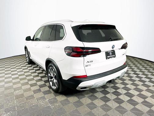 2026 BMW X5 PHEV xDrive50e