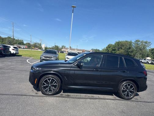 Black Sapphire Metallic 2023 BMW X3 xDrive30i