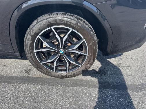 Black Sapphire Metallic 2023 BMW X3 xDrive30i
