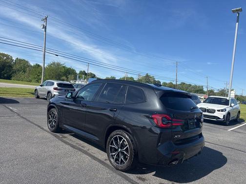 Black Sapphire Metallic 2023 BMW X3 xDrive30i