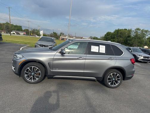 Space Gray Metallic 2018 BMW X5 xDrive35i