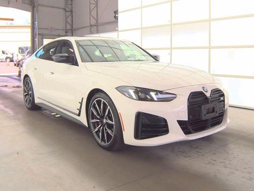 Alpine White 2025 BMW M440 i xDrive