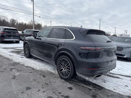 2019 Porsche Cayenne Cayenne