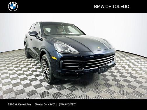 Moonlight Blue Metallic 2019 Porsche Cayenne Cayenne