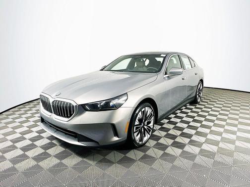 Oxide Grey Metallic 2026 BMW 530 xDrive