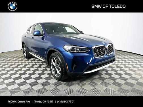 2025 BMW X4 xDrive30i