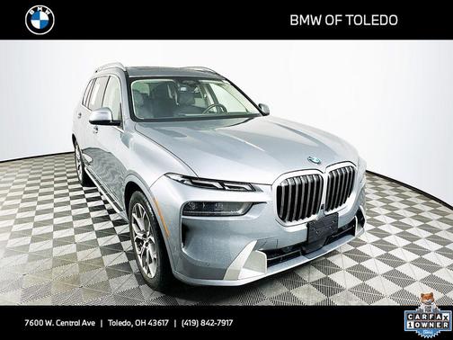 Skyscraper Grey Metallic 2023 BMW X7 xDrive40i