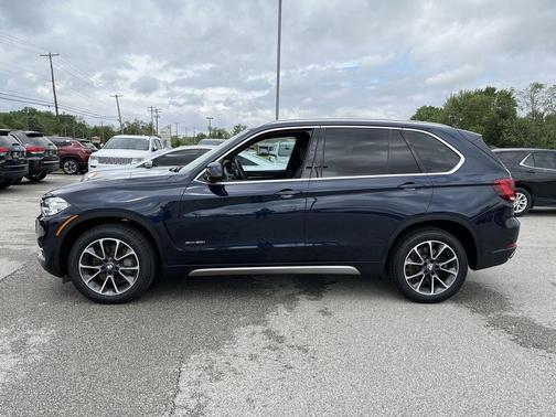 Photo 5 of 40 of 2018 BMW X5 xDrive50i
