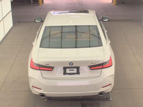 Mineral White Metallic 2025 BMW 330 xDrive