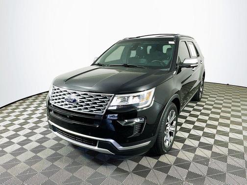 AGATE BLACK 2019 Ford Explorer Platinum