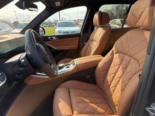 Tanzanite Blue II Metallic 2026 BMW X5 xDrive40i