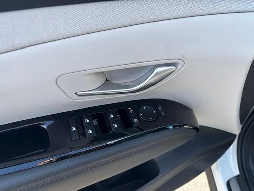 Serenity White Pearl 2025 Hyundai TUCSON Limited