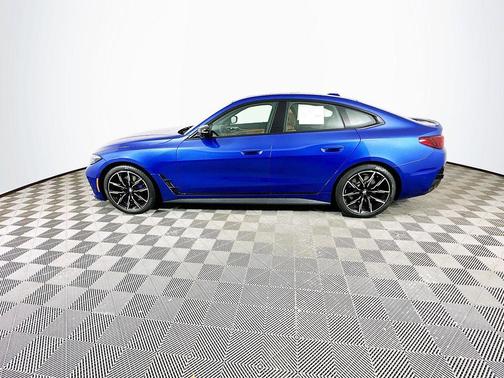 Portimao Blue Metallic 2025 BMW M440 i xDrive
