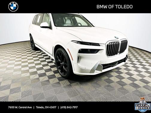 Alpine White 2023 BMW X7 xDrive40i