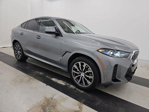 Skyscraper Grey Metallic 2026 BMW X6 xDrive40i