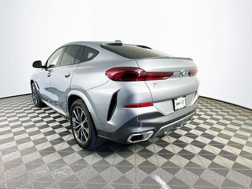 Skyscraper Grey Metallic 2026 BMW X6 xDrive40i