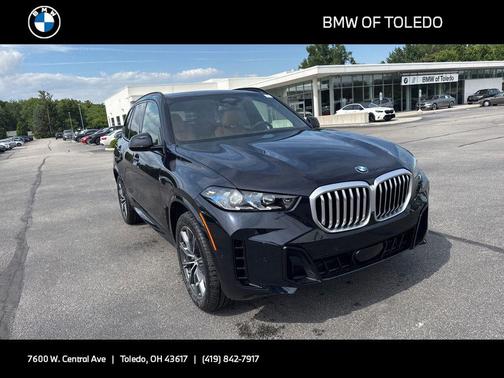 Carbon Black Metallic 2026 BMW X5 xDrive40i