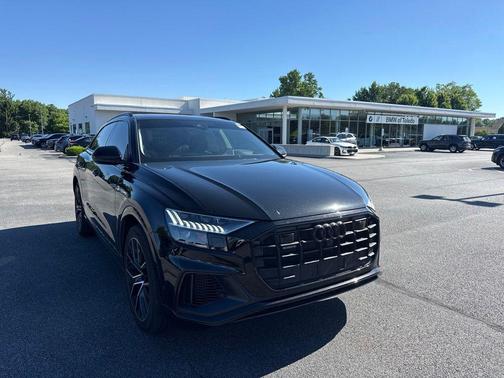 Mythos Black Metallic 2023 Audi Q8 55 Prestige