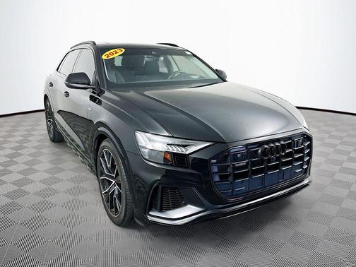 Mythos Black Metallic 2023 Audi Q8 55 Prestige