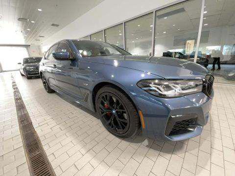 Arctic Race Blue Metallic 2023 BMW 530e Base