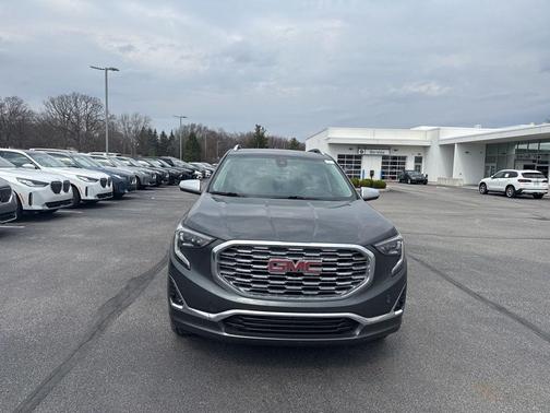 Graphite Gray Metallic 2019 GMC Terrain Denali