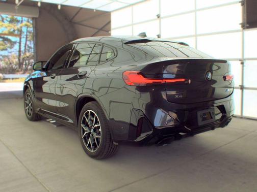 Dark Graphite Metallic 2025 BMW X4 M40i