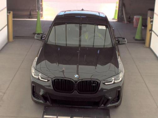 Dark Graphite Metallic 2025 BMW X4 M40i