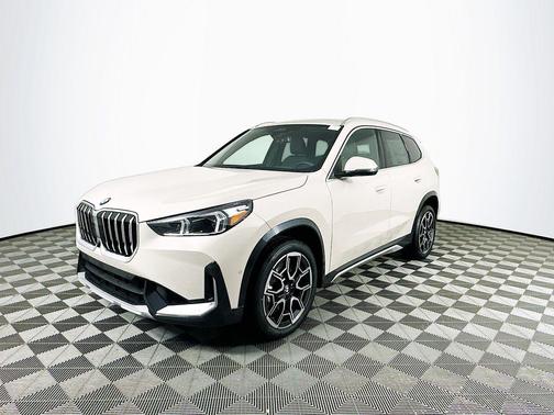 Dune Grey Metallic 2026 BMW X1 xDrive28i