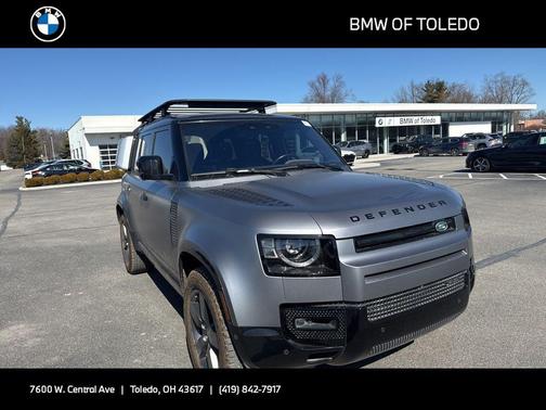 2022 Land Rover Defender 110 X-Dynamic SE