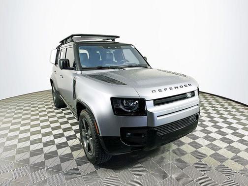 Eiger Gray Metallic 2022 Land Rover Defender 110 X-Dynamic SE