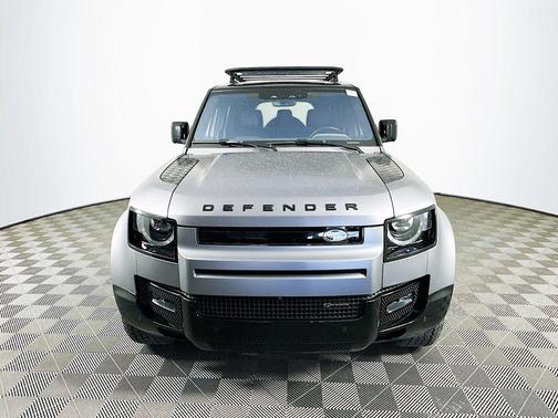 Eiger Gray Metallic 2022 Land Rover Defender 110 X-Dynamic SE
