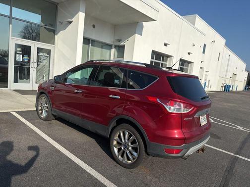 RUBY RED TINTED CC METALLIC 2014 Ford Escape SE