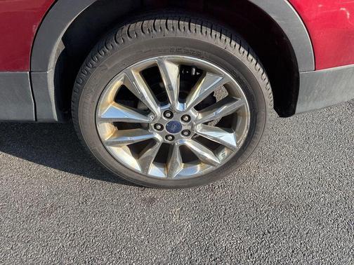 RUBY RED TINTED CC METALLIC 2014 Ford Escape SE