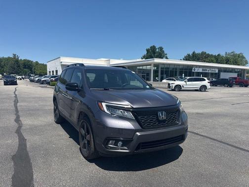 Lunar Silver Metallic 2021 Honda Passport AWD Elite