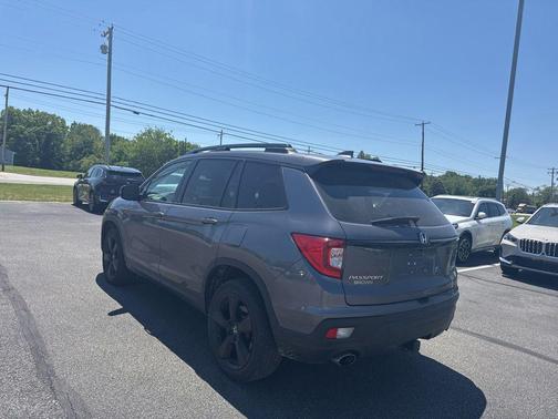 Lunar Silver Metallic 2021 Honda Passport AWD Elite