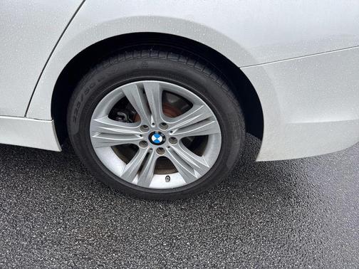 White Metallic 2016 BMW 328 xDrive