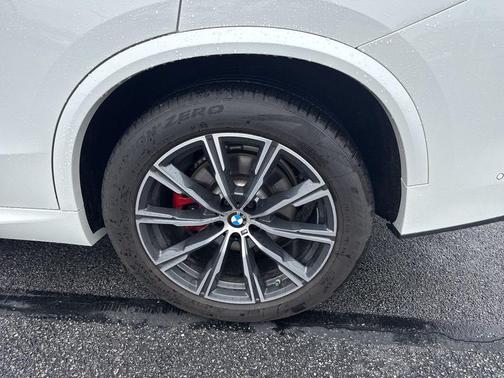 Alpine White 2022 BMW X5 xDrive40i