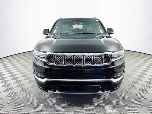 2023 Jeep Grand Wagoneer L Series III 4x4