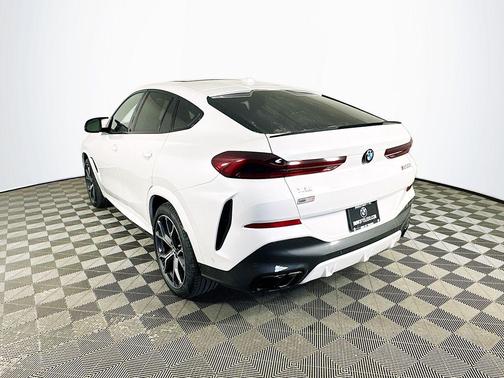 2026 BMW X6 M60i