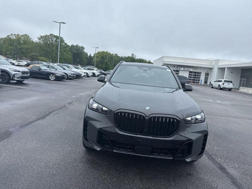 Dravit Grey Metallic 2026 BMW X5 xDrive40i